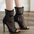Stiefel mit Stiletto-Absatz und Peeptoe