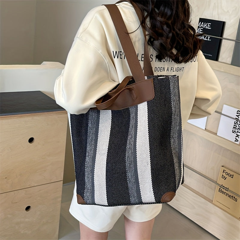 MetroStripe Lässig Tote – Funktionalität und Design