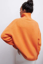Locker geschnittener Pullover in Weiß
