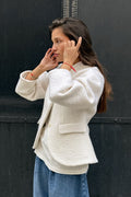 Jacke mit V-Ausschnitt