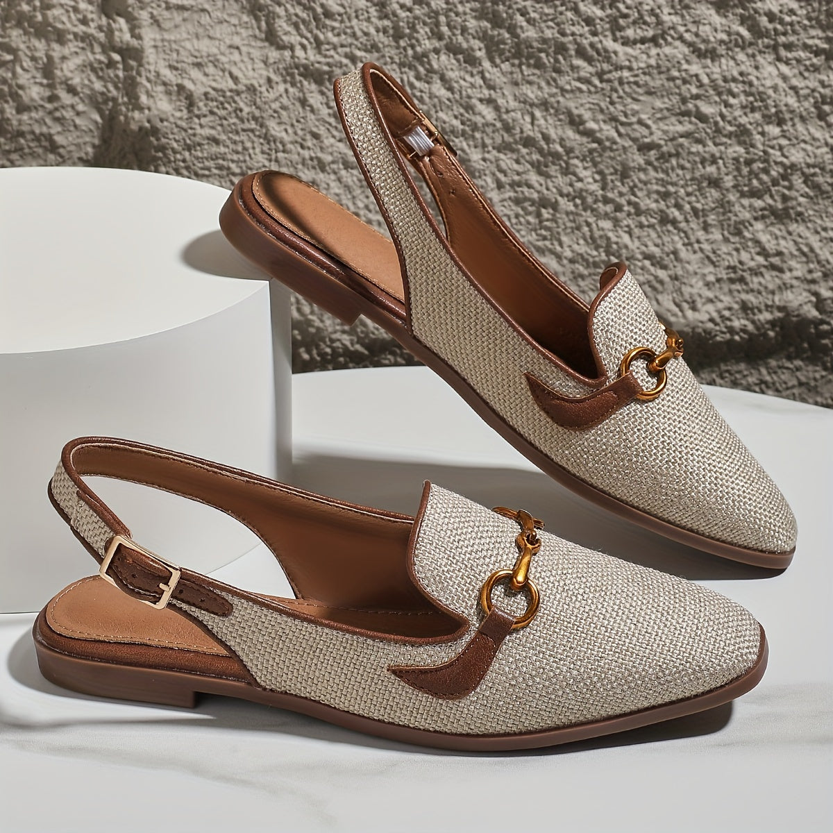 Damen Sandalen mit Metallverschluss – Elegant und Komfortabel mit Quadratzehen