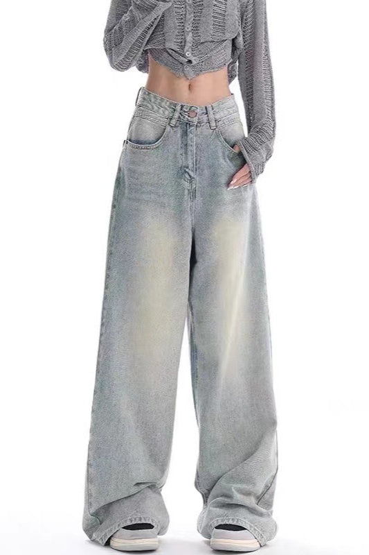 Jeans mit hoher Taille in Blau mit Used-Look
