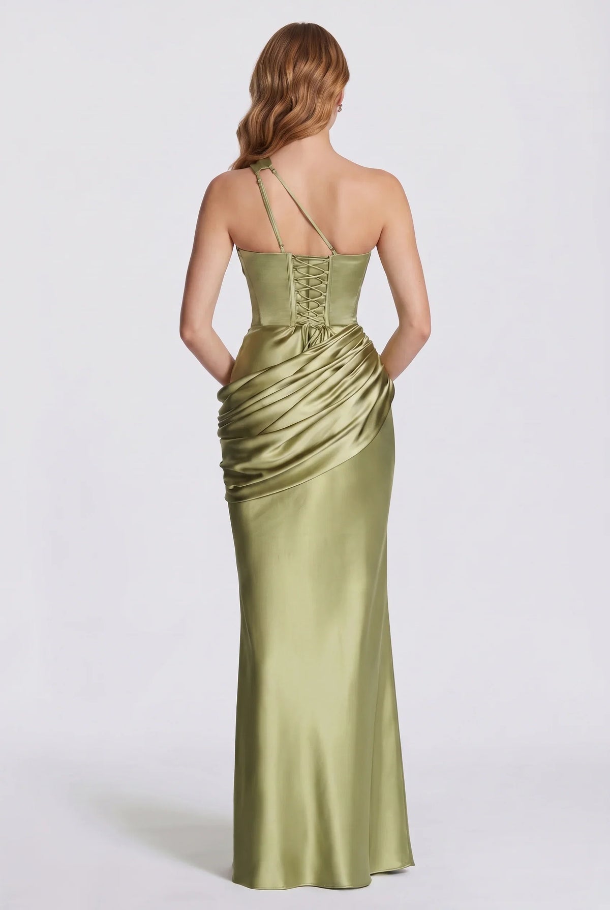 Twisted – Satin-Maxikleid mit Cut-outs