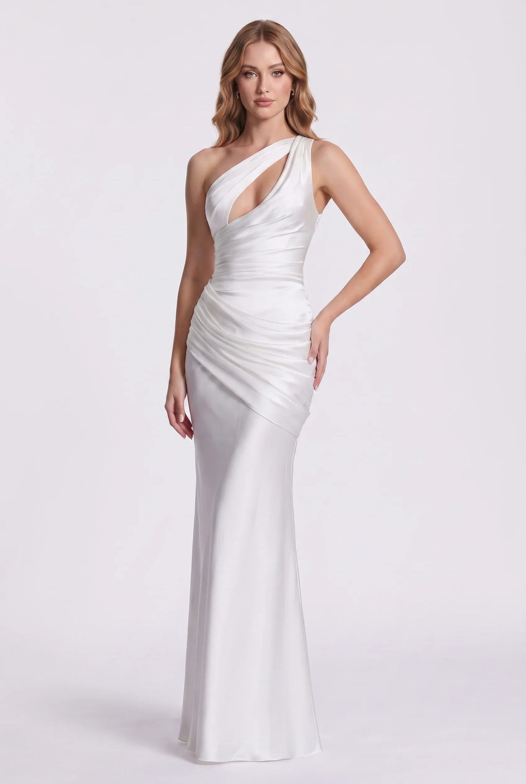 Twisted – Satin-Maxikleid mit Cut-outs