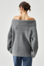 Schulterfreier Pullover mit Strickstruktur in Grau