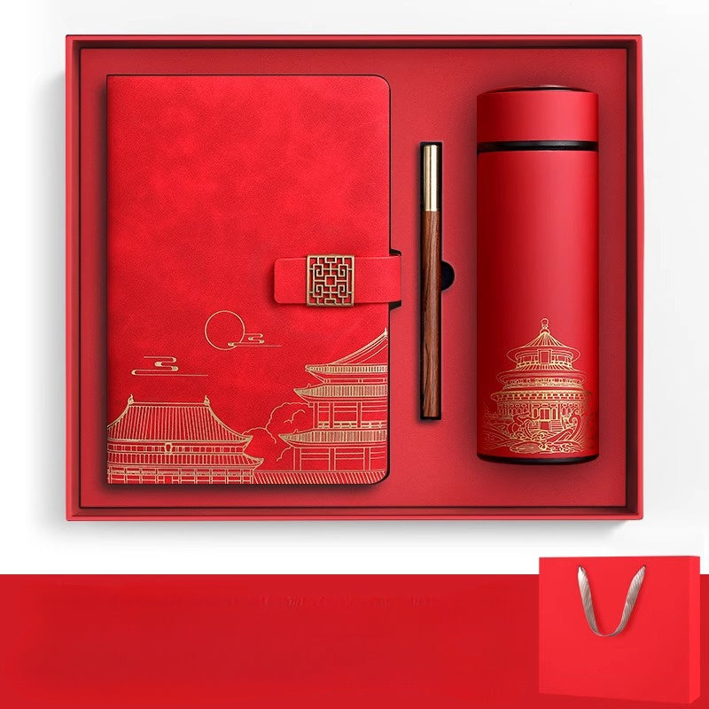 Exklusives Geschenkset Verbotene Stadt – Notizbuch, Thermosflasche sowie Stift in Luxusbox