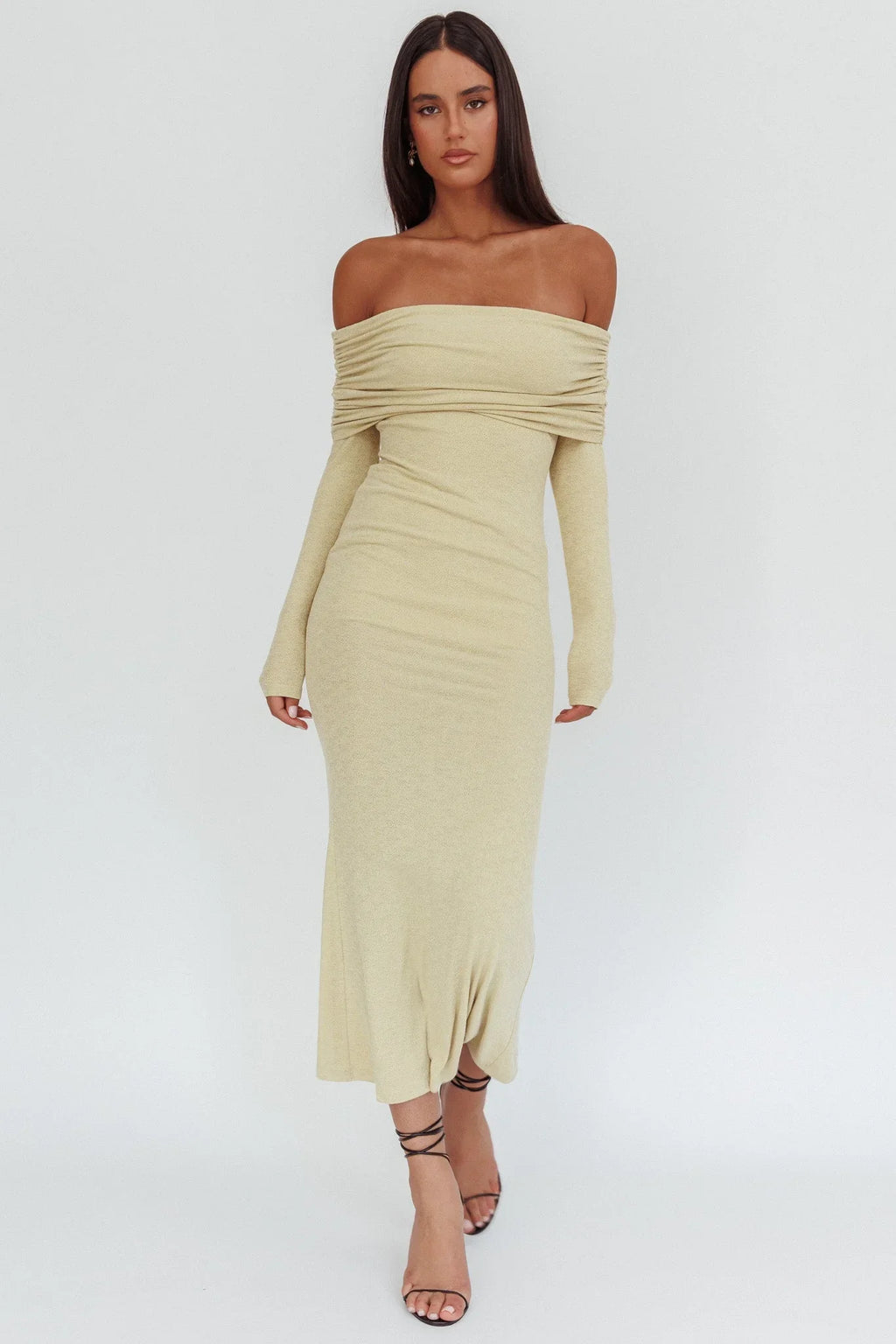 Juju – Schulterfreies Maxikleid
