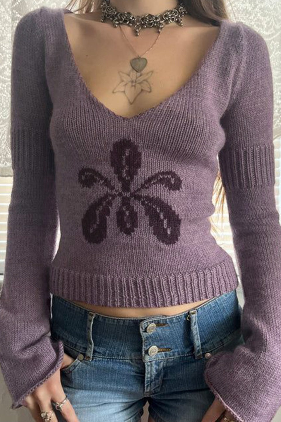 Pullover mit V-Ausschnitt und Blumenmuster