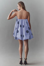 Trägerloses Minikleid mit Punktemuster in Rosa