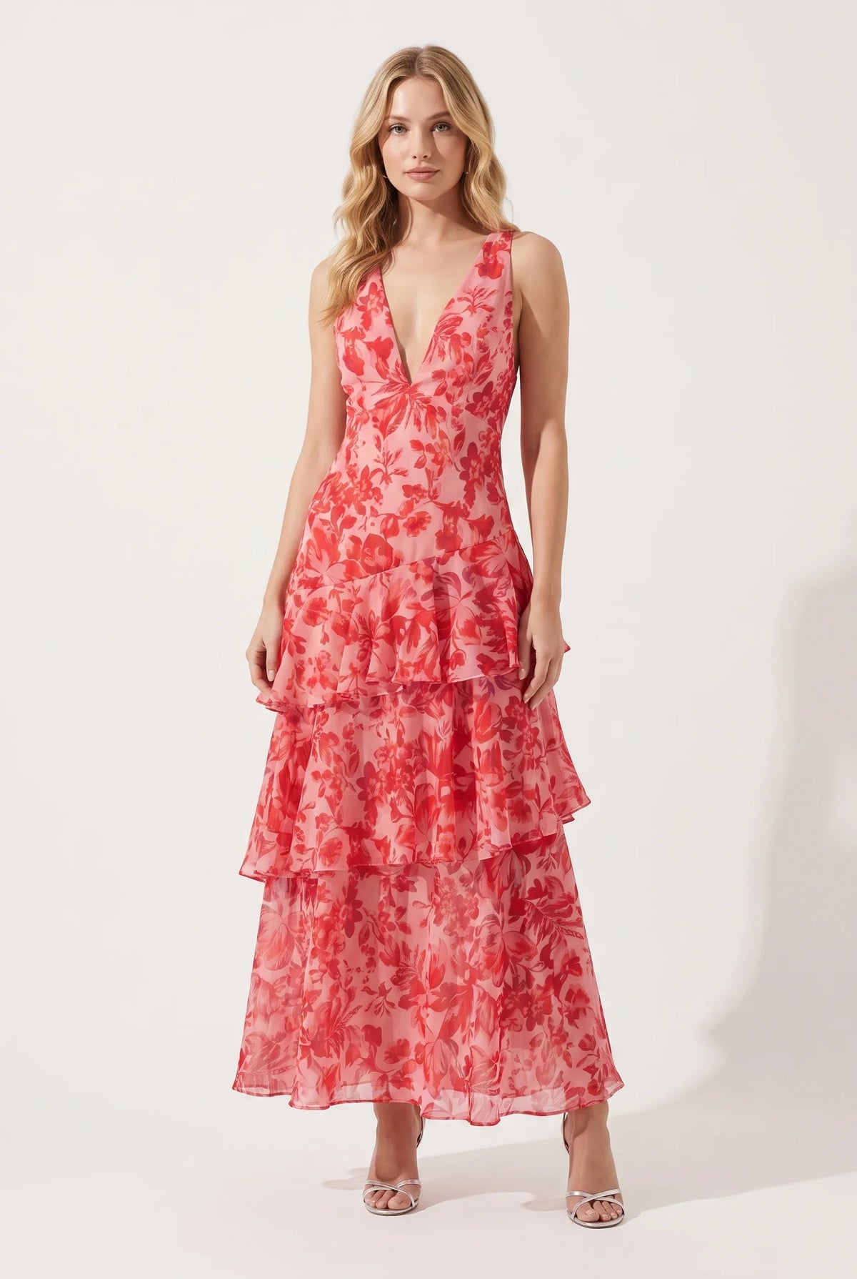 Maxikleid mit Rüschen und Volants