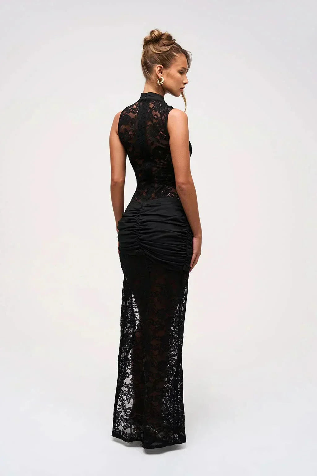 Damen Spitzen-Maxikleid mit tiefem Ausschnitt und Beinschlitz