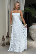 Rückenfreies Maxikleid in Weiß