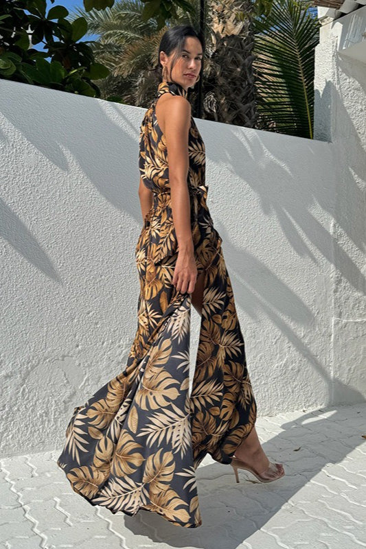Maxikleid mit Schlitz und Blumenmuster in Schwarz