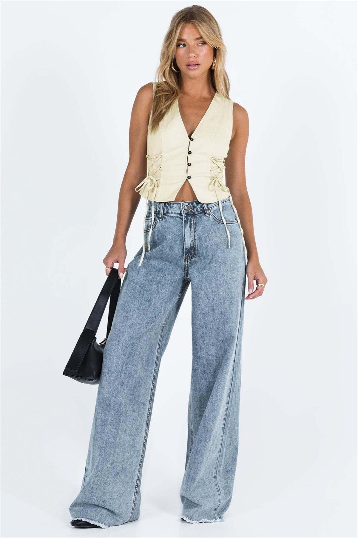 Locker geschnittene Jeans in Weiß