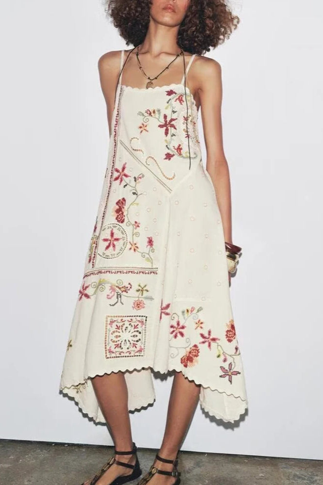 Asymmetrisches Kleid mit Blumenmuster und Stickerei