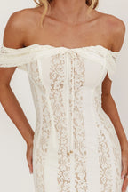 Damen Spitzen-Maxikleid mit Carmen-Ausschnitt