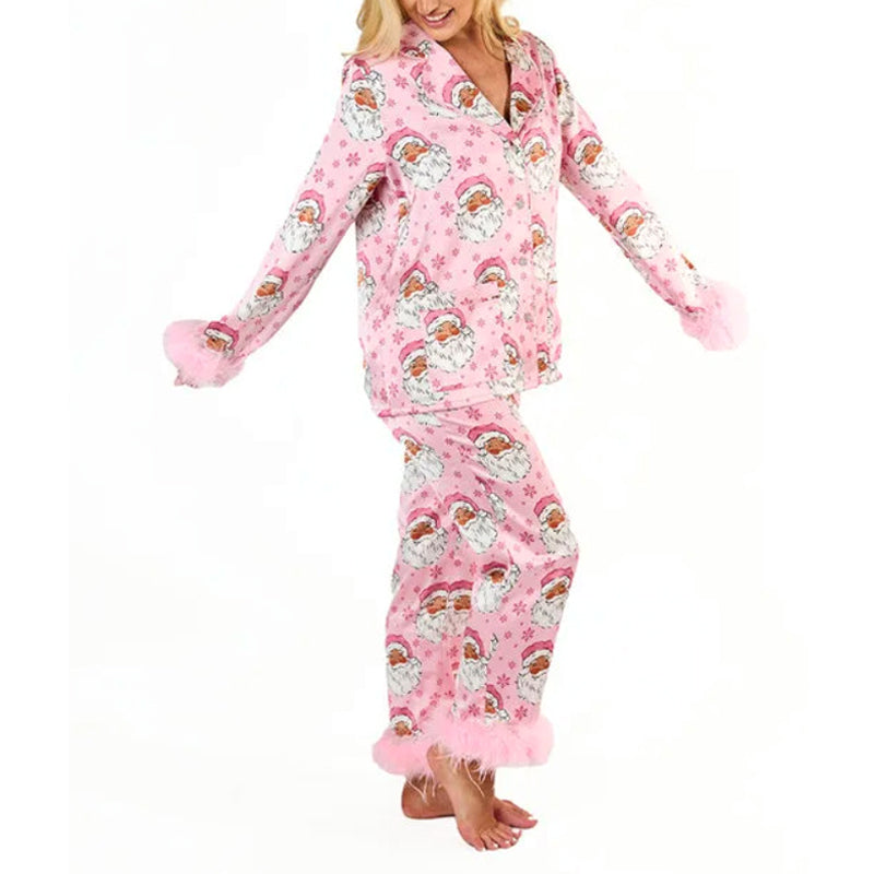 Weihnachtlicher Damen-Pyjama - Festliche Eleganz inklusive Kuschelfaktor