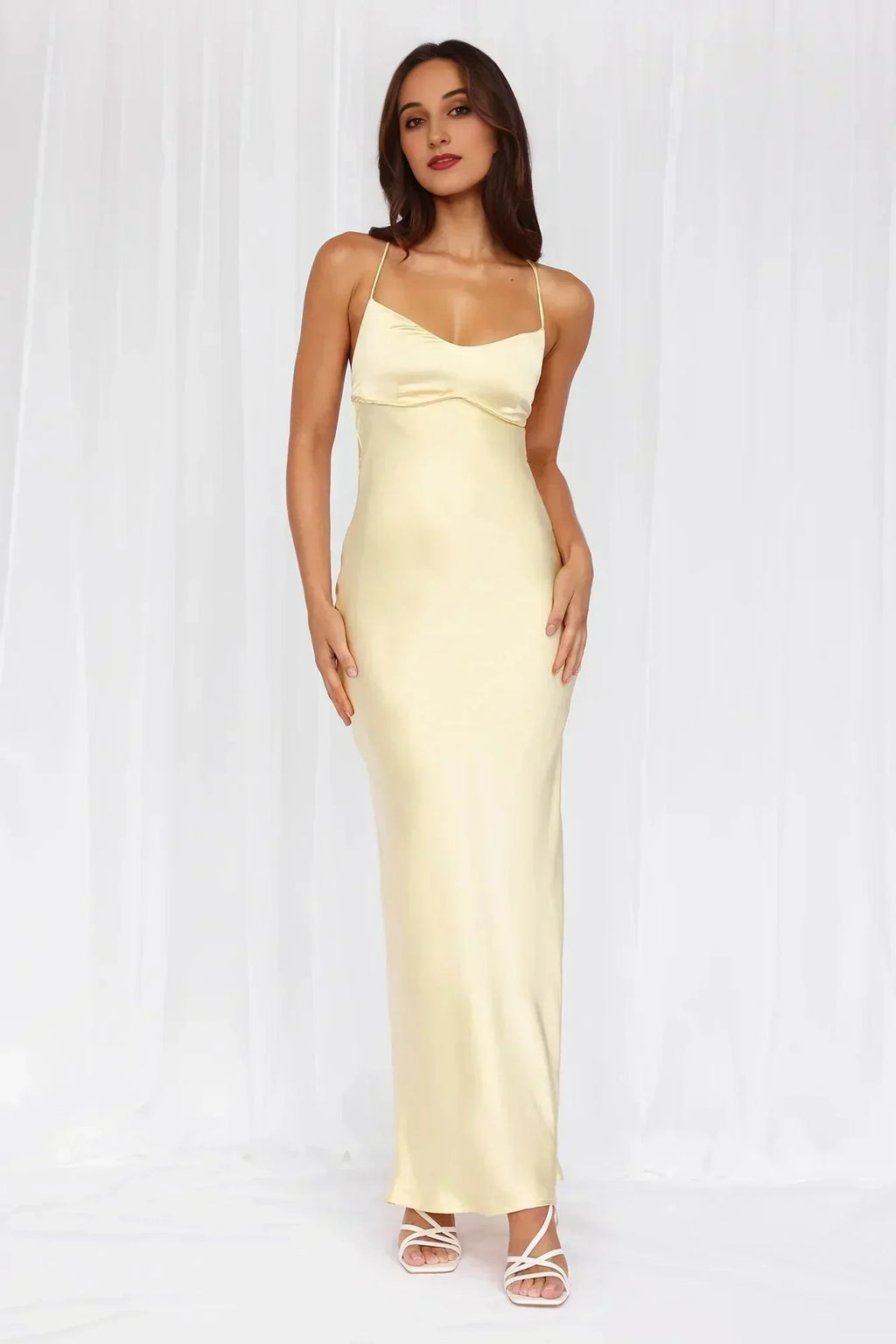 Samara – Satin-Maxikleid