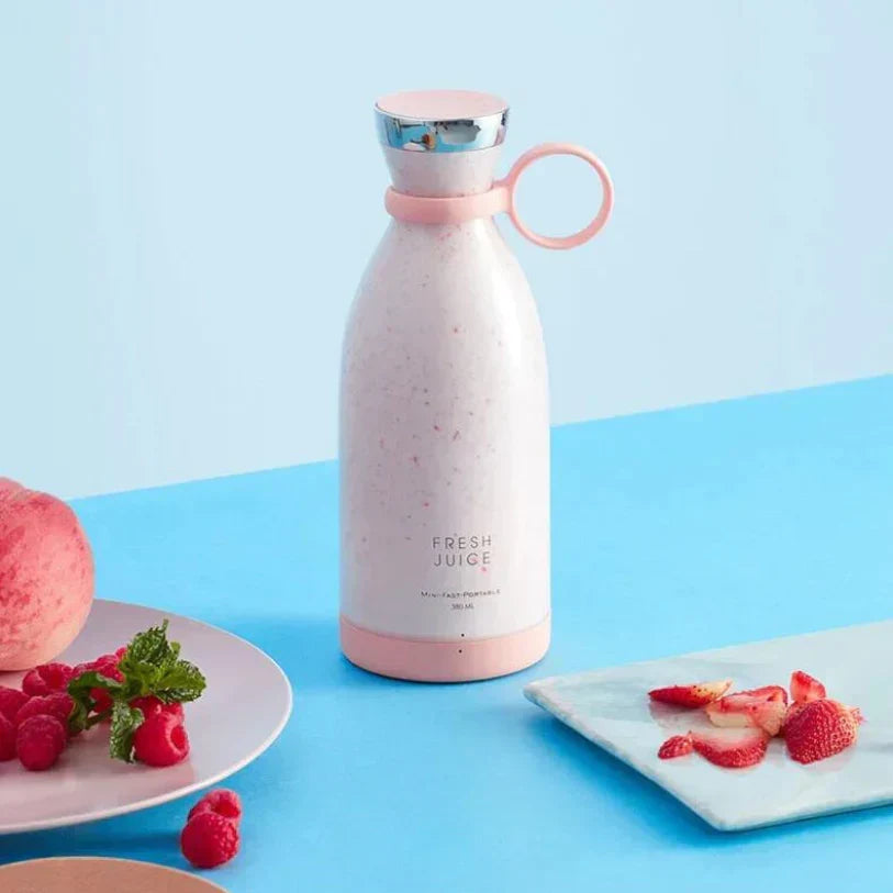 SmoothieGo – Kompakter sowie Tragbarer Smoothie-Mixer