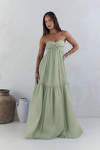 Schulterfreies Maxikleid