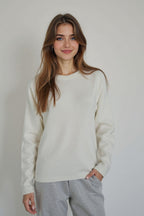 Pullover mit Strickstruktur und Wolle