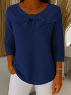 Damenpullover mit Schleife