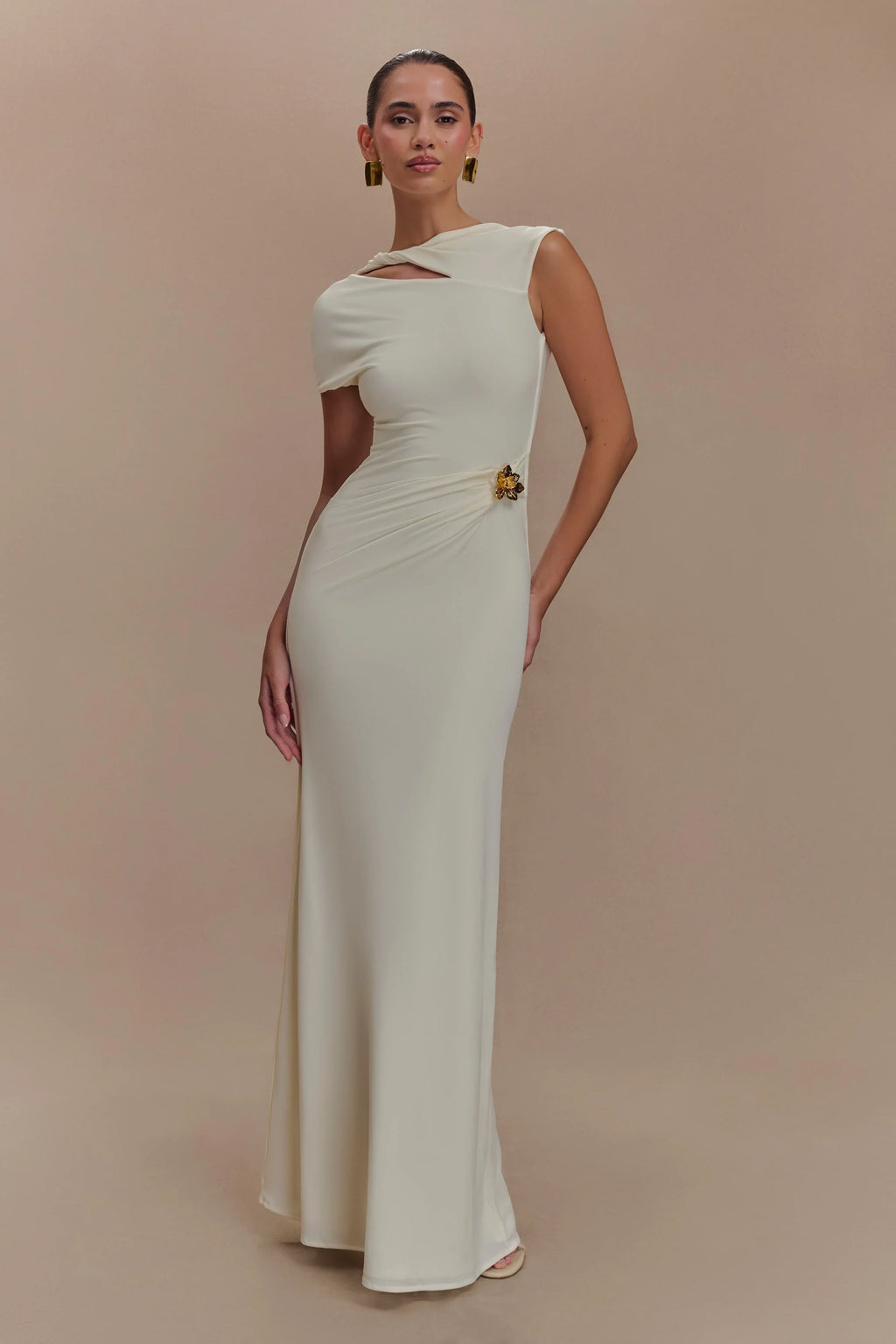 Damen Abendkleid mit asymmetrischem Ausschnitt und Drapierung