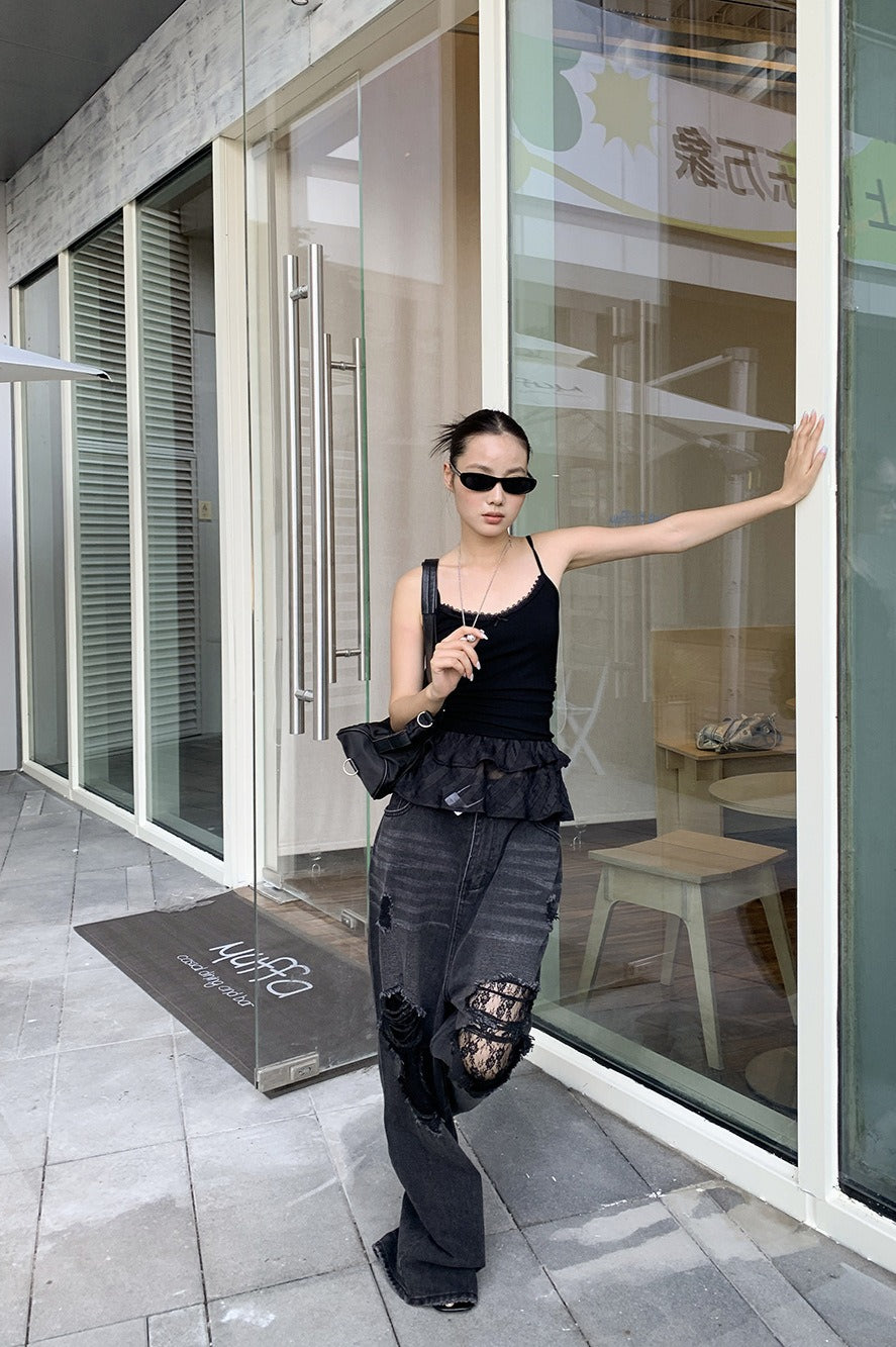 Jeans mit weitem Bein und Spitze in Schwarz