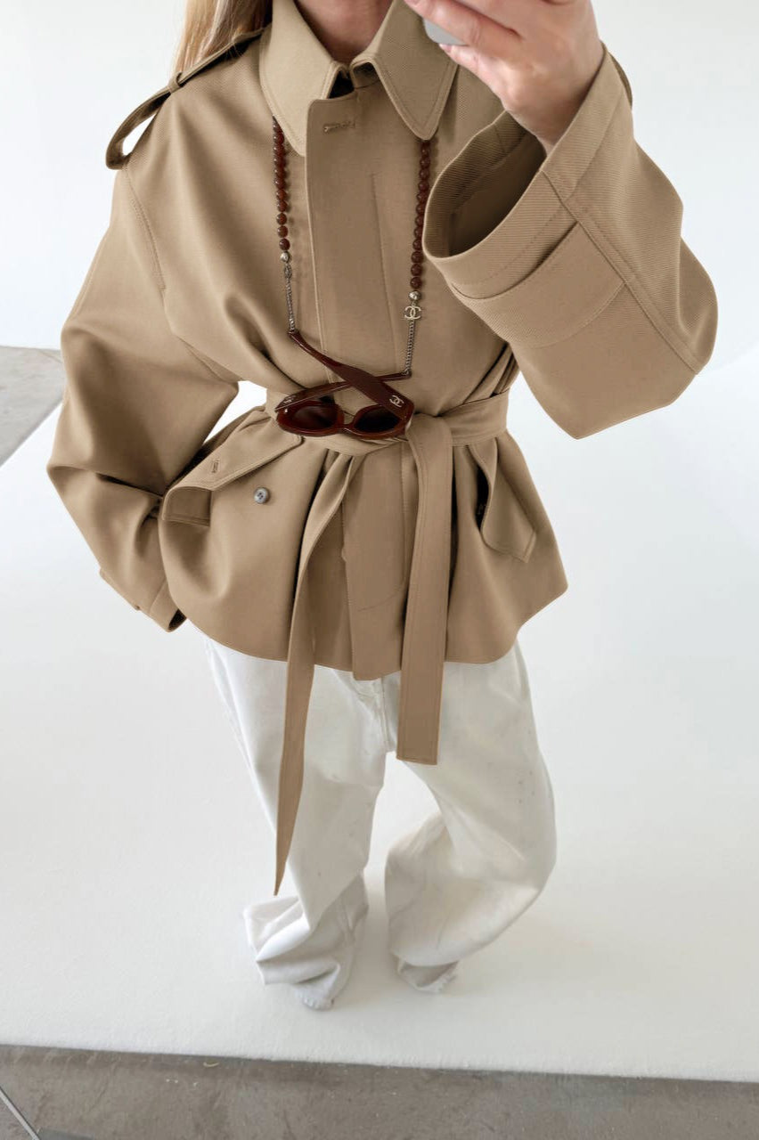 Jacke mit Reverskragen und Wildleder