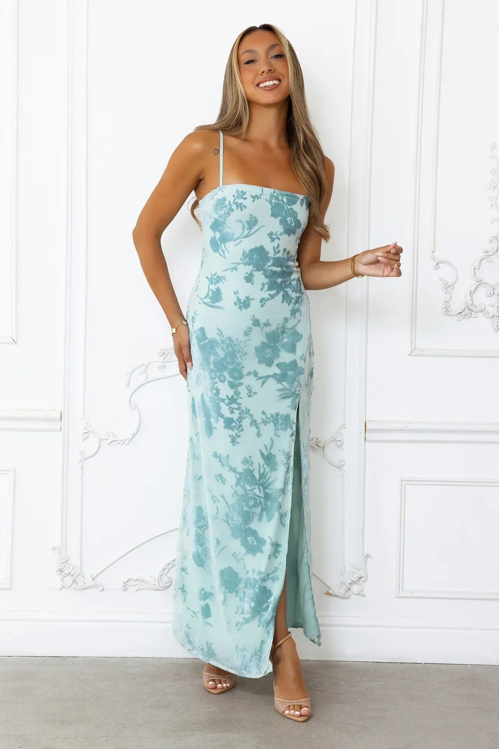 Damen Maxikleid mit floralem Muster und Beinschlitz