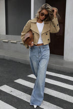 Jacke mit Knopfdetails in Khaki
