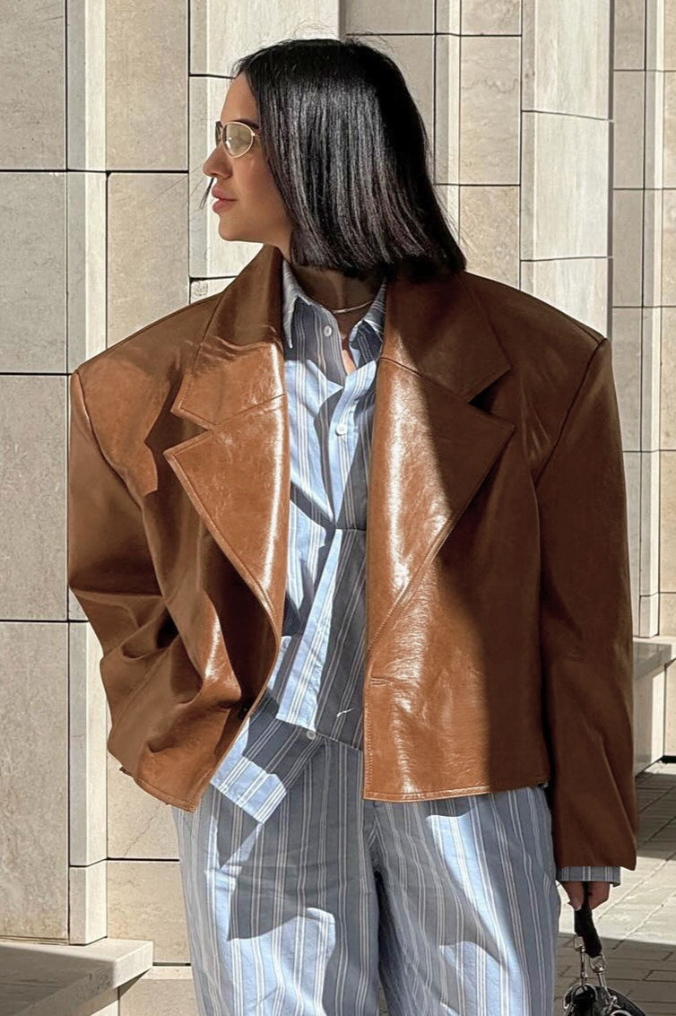 Locker geschnittener Blazer mit Kunstleder