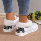Schuhe aus Canvas gefüttert