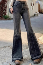 Figurbetonte Jeans in Schwarz-Grau