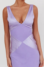 Soul – Satin-Maxikleid mit V-Ausschnitt