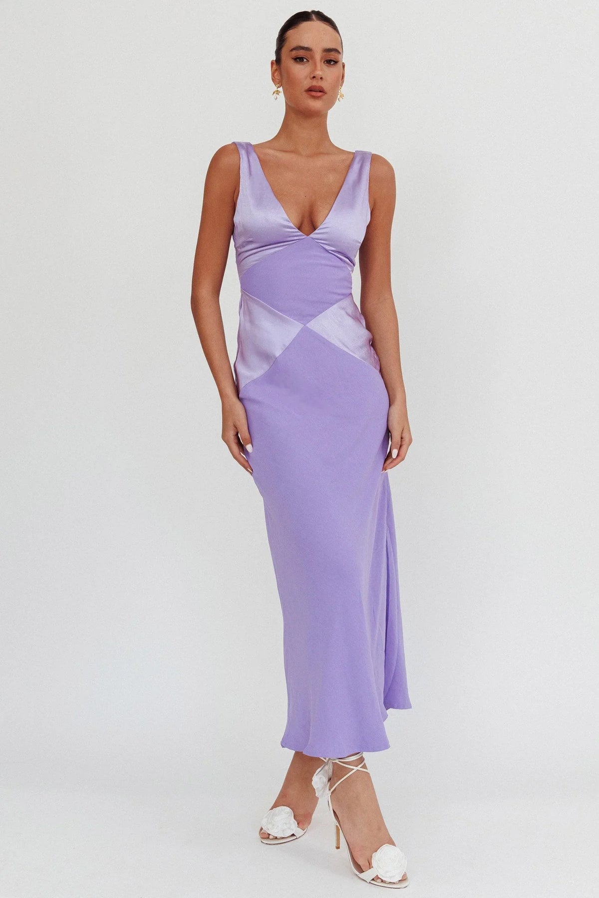 Soul – Satin-Maxikleid mit V-Ausschnitt