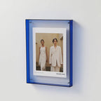 Lebendiger Acryl-Displayrahmen: Moderner farbiger Bilderhalter