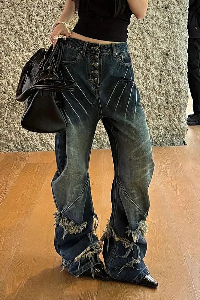 Schmal geschnittene Jeans im Used-Look in Blau