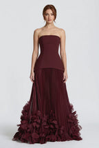 Spitzen-Maxikleid mit Falten und Korsett-Schnürung