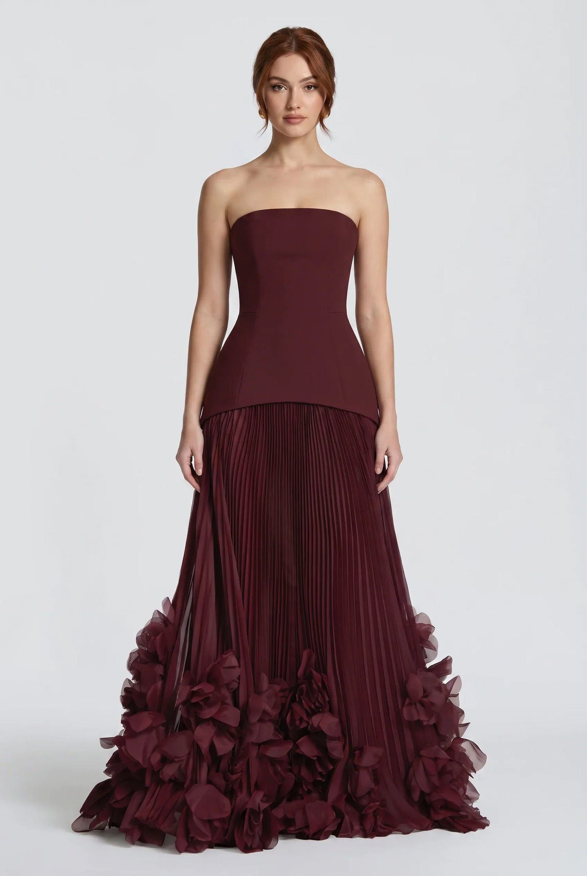 Spitzen-Maxikleid mit Falten und Korsett-Schnürung