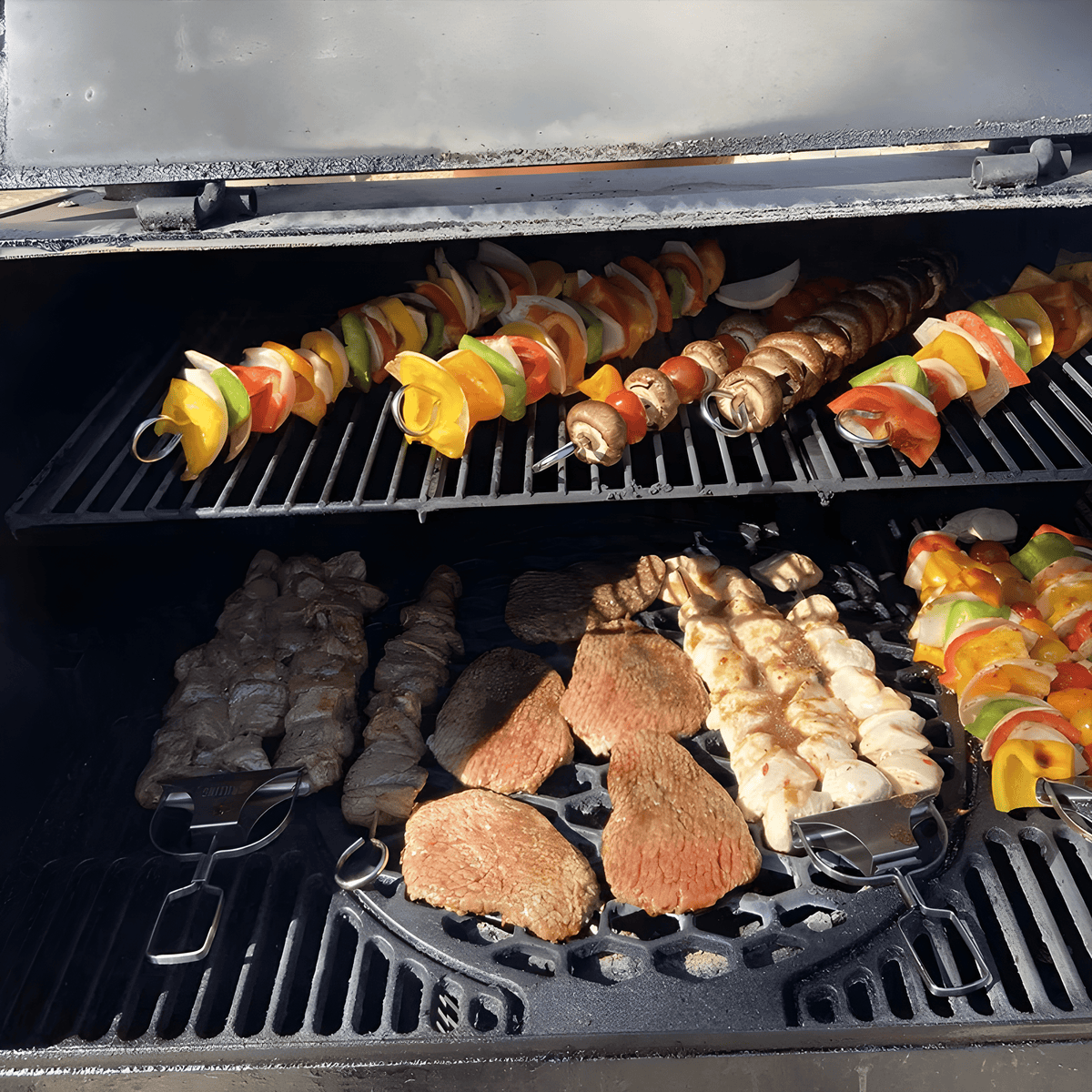 SpiesPro - 3-in-1 Grill Tool - Macht Grillen einfacher sowie effizienter!