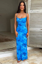 Ärmelloses Maxikleid mit Blumenmuster in Blau