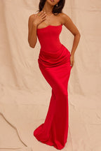 Trägerloses Maxikleid in Grün