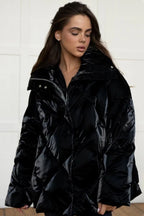 Locker geschnittene Jacke mit Baumwolle