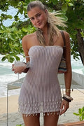 Trägerloses Minikleid mit Strickstruktur