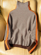 Gestreifter Rollkragenpullover