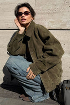 Jacke mit Reverskragen und Reißverschluss