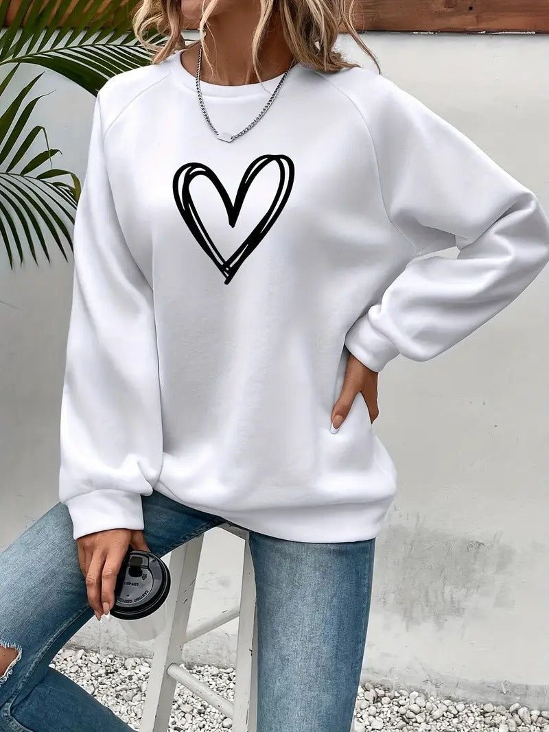 Lässiger Pullover mit Herzmotiv