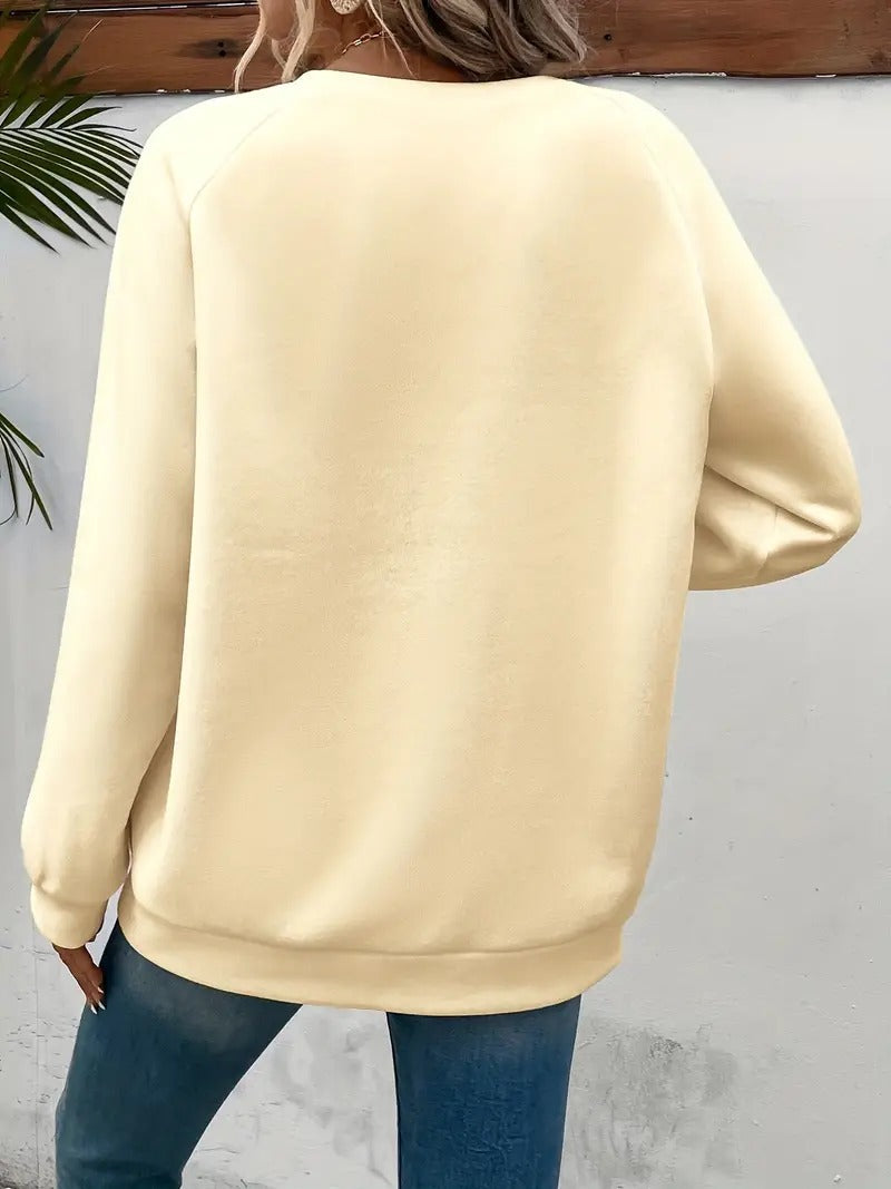 Lässiger Pullover mit Herzmotiv