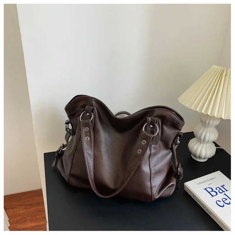 Maya Handtasche: Elegante Tasche für Frauen